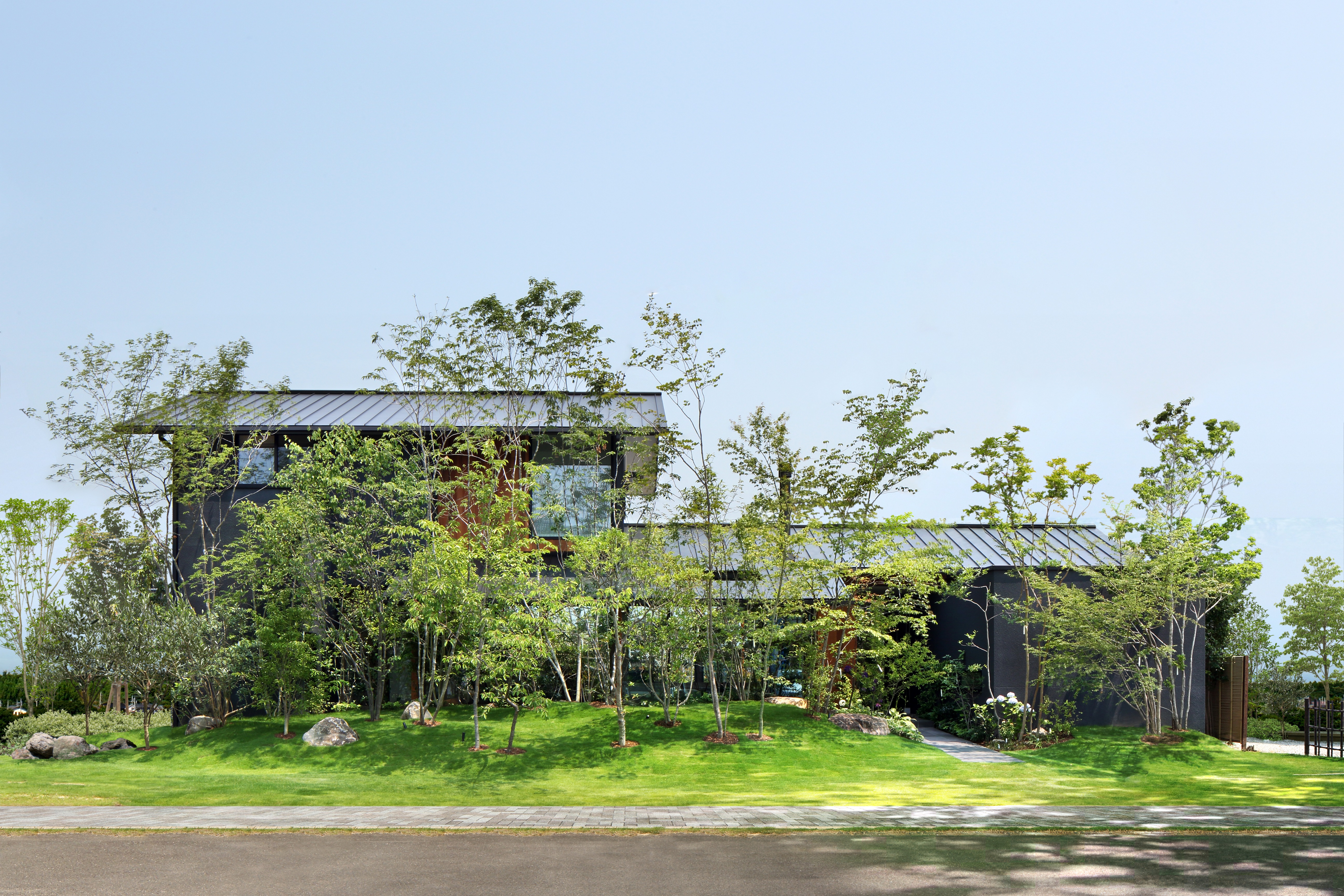 ヤマダホームズ